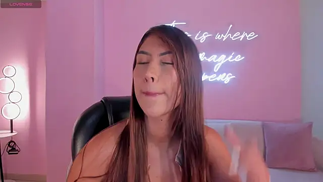 ArianaDumont online show from May 2026 11:18:01 AM