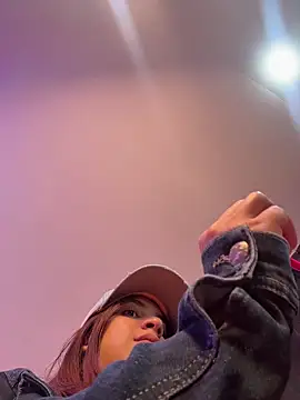 valen natasha online show from January 2026 09:35:02 PM