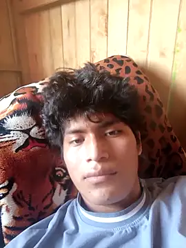 Snapshot of Xvid23AZ1 chatting on October 2025 10:10:01 PM Xvid23AZ1 online show from October 2025 10:10:01 PM