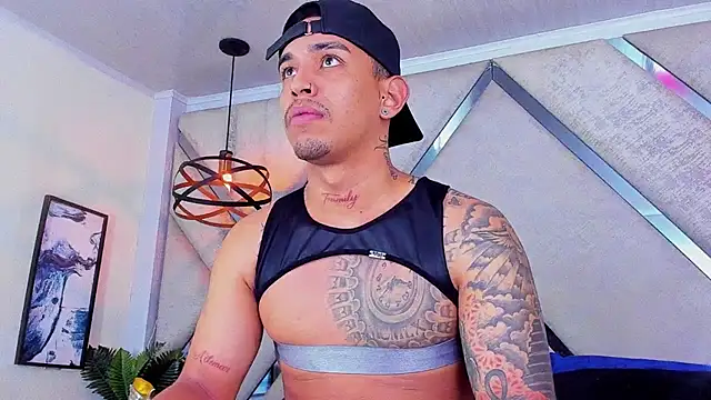 Damian09  online show from February 2025 11:10:02 AM