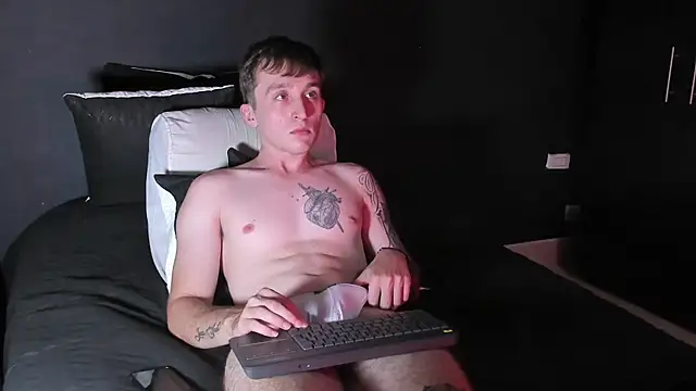 Snapshot of Dylanwhite23_ chatting on September 2025 09:59:02 PM Dylanwhite23 online show from September 2025 09:59:02 PM