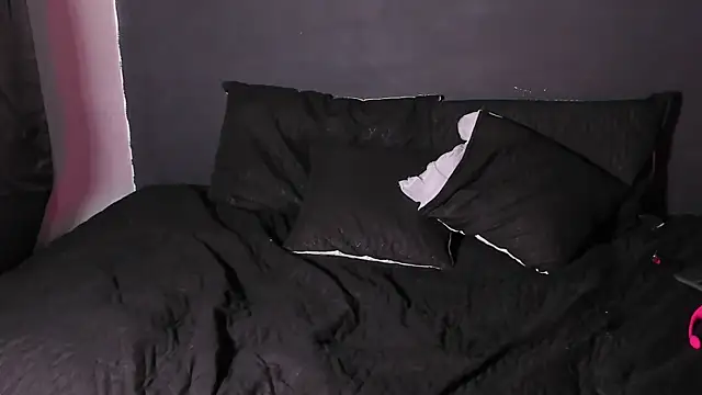 Snapshot of Dylanwhite23_ chatting on October 2025 11:05:01 PM Dylanwhite23 online show from October 2025 11:05:01 PM