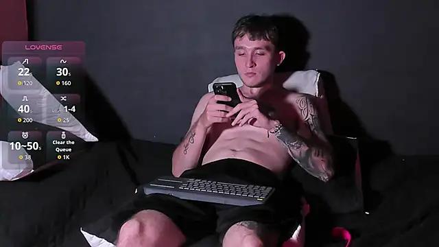 Snapshot of Dylanwhite23_ chatting on October 2025 08:20:02 PM Dylanwhite23 online show from October 2025 08:20:02 PM