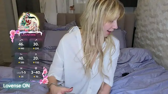 Snapshot of GoodGirl0024 chatting on February 2025 08:13:02 PM GoodGirl0024 online show from February 2025 08:13:02 PM