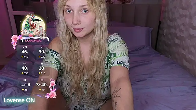 Snapshot of GoodGirl0024 chatting on February 2025 08:20:02 PM GoodGirl0024 online show from February 2025 08:20:02 PM
