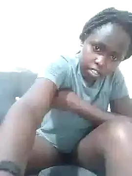 Sweetcecie01 online show from January 2025 01:35:01 AM