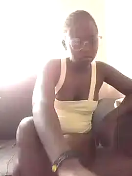 Sweetcecie01 online show from February 2025 11:53:01 AM