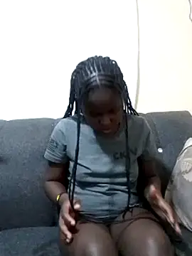 Sweetcecie01 online show from October 2025 09:24:02 PM