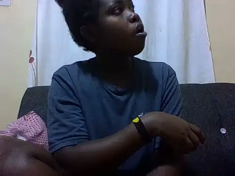 Sweetcecie01 online show from June 2026 09:50:01 PM