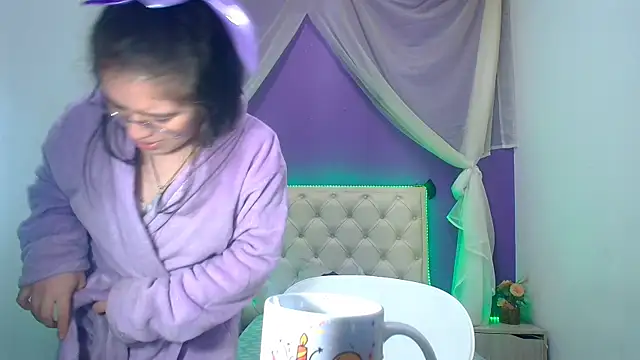 Snapshot of Ingrid_Casas chatting on December 2024 09:53:02 PM Ingrid Casas online show from December 2024 09:53:02 PM