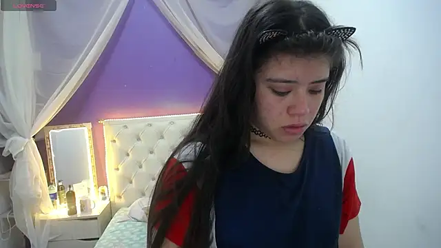 Snapshot of Ingrid_Casas chatting on January 2025 11:37:02 PM Ingrid Casas online show from January 2025 11:37:02 PM