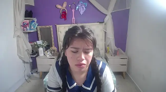 Snapshot of Ingrid_Casas chatting on January 2025 10:21:01 PM Ingrid Casas online show from January 2025 10:21:01 PM