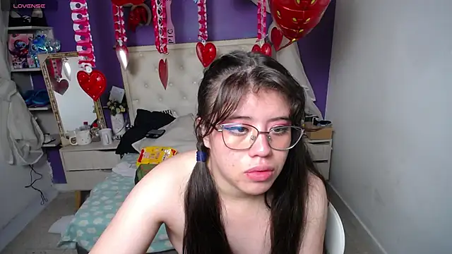 Snapshot of Ingrid_Casas chatting on February 2025 05:42:01 PM Ingrid Casas online show from February 2025 05:42:01 PM