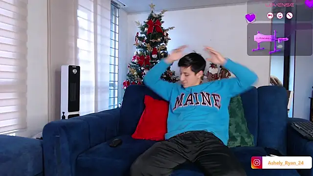 ashely ryan24 online show from November 2025 09:58:01 PM