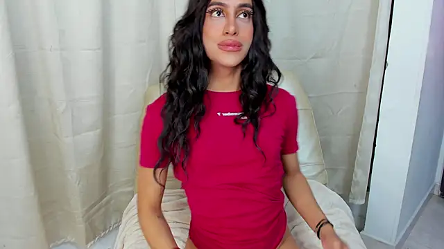 Snapshot of _cat_18 chatting on February 2025 11:59:02 PM cat 18 online show from February 2025 11:59:02 PM