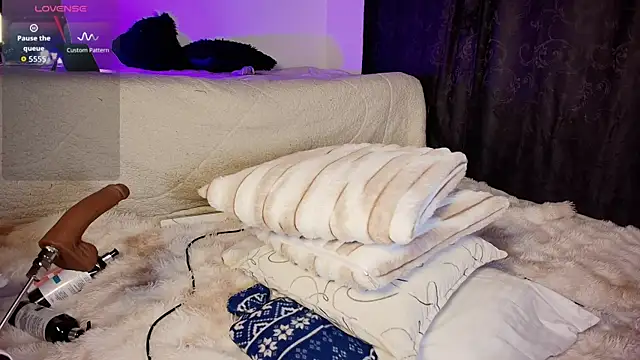 Madeline Dreams online show from October 2025 09:27:01 AM