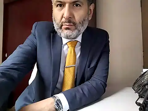 Snapshot of BushBator chatting on February 2025 07:59:02 PM BushBator online show from February 2025 07:59:02 PM