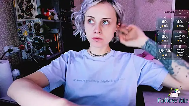 Snapshot of NaniMoore chatting on November 2025 08:22:02 PM NaniMoore online show from November 2025 08:22:02 PM