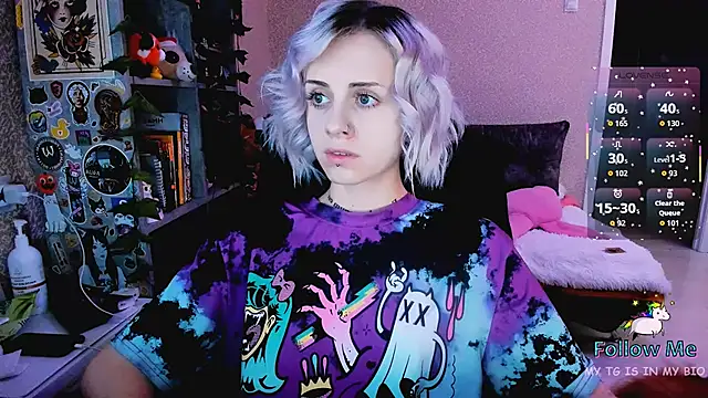 Snapshot of NaniMoore chatting on December 2025 07:56:02 PM NaniMoore online show from December 2025 07:56:02 PM