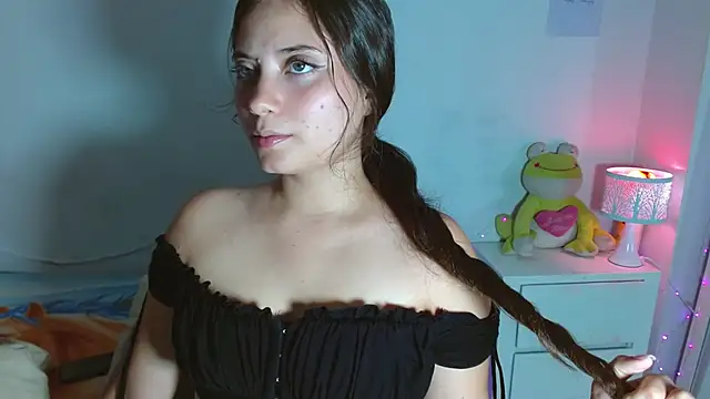Snapshot of auroraa_sexy chatting on December 2024 07:06:01 PM auroraa sexy online show from December 2024 07:06:01 PM