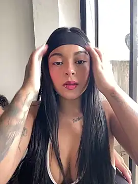 Dulce-diosa online show from February 2026 08:27:01 PM