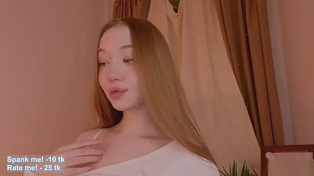 Snapshot of VioletMills chatting on October 2025 02:55:01 AM VioletMills online show from October 2025 02:55:01 AM