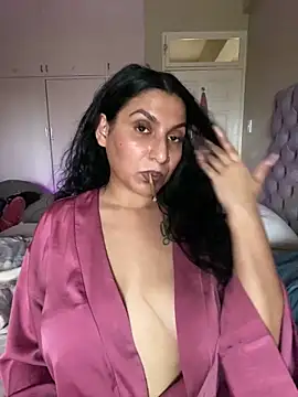 Snapshot of Indianbutter11 chatting on December 2024 01:45:02 PM Indianbutter11 online show from December 2024 01:45:02 PM