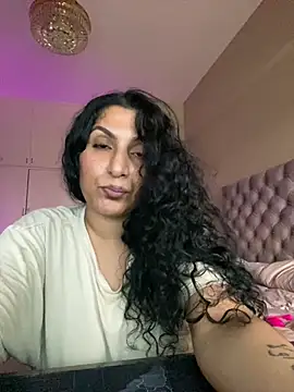 Snapshot of Indianbutter11 chatting on January 2025 03:40:01 PM Indianbutter11 online show from January 2025 03:40:01 PM