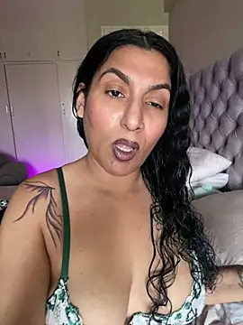 Snapshot of Indianbutter11 chatting on February 2025 05:14:02 AM Indianbutter11 online show from February 2025 05:14:02 AM