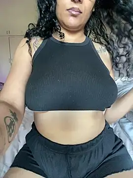 Snapshot of Indianbutter11 chatting on February 2025 04:41:02 AM Indianbutter11 online show from February 2025 04:41:02 AM