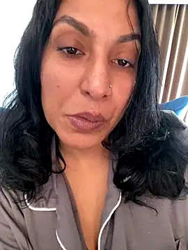 Snapshot of Indianbutter11 chatting on September 2025 06:40:01 AM Indianbutter11 online show from September 2025 06:40:01 AM