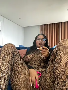 Snapshot of Indianbutter11 chatting on October 2025 06:14:02 AM Indianbutter11 online show from October 2025 06:14:02 AM