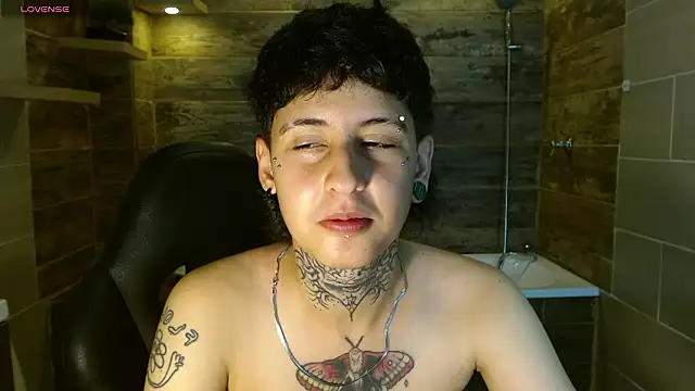 Snapshot of Ethan_lennox chatting on March 2026 08:04:01 PM Ethan lennox online show from March 2026 08:04:01 PM