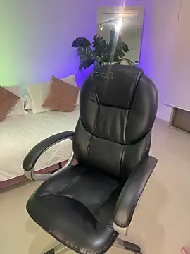 JANYLOVE   online show from May 2026 10:53:02 AM
