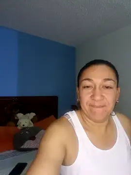 Snapshot of kitty_84 chatting on December 2024 01:14:01 AM kitty 84 online show from December 2024 01:14:01 AM