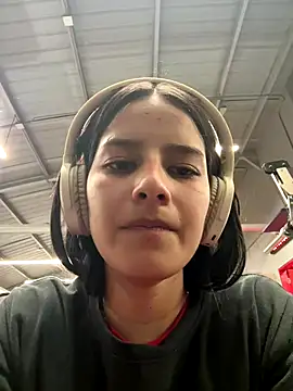  vaness online show from December 2025 06:08:02 AM