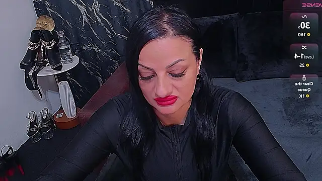 Snapshot of VixenSelena chatting on March 2026 05:11:01 AM VixenSelena online show from March 2026 05:11:01 AM