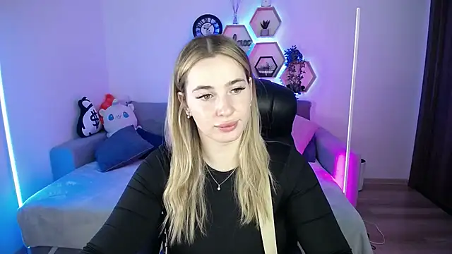 SabrinViolet online show from November 2025 09:08:01 AM