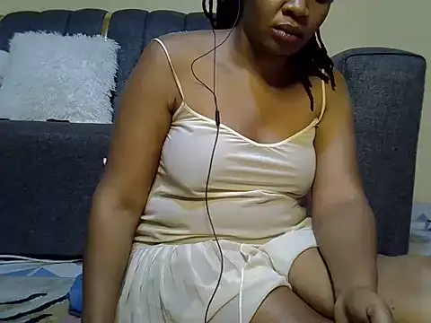 Sexy Kezzy online show from June 2026 03:48:01 PM