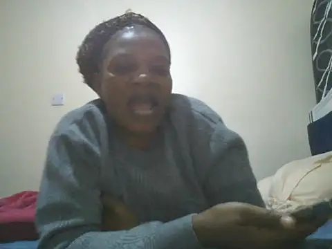 clakemmy250 online show from May 2026 09:16:01 PM