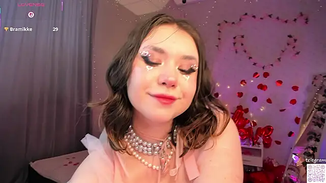 Snapshot of lilly_Cherry_ chatting on February 2026 11:18:01 AM lilly Cherry online show from February 2026 11:18:01 AM