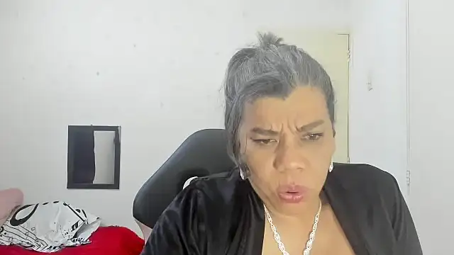 vikyadams online show from October 2025 03:04:01 AM