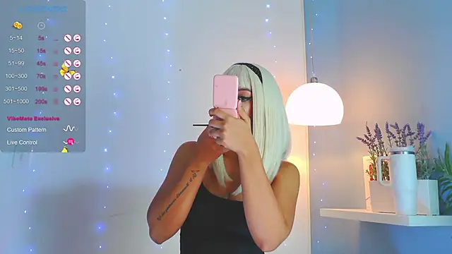 catalina  lovers online show from February 2025 11:32:02 PM