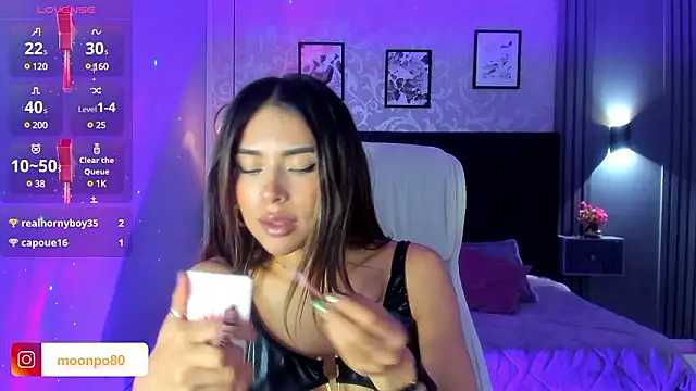 Snapshot of Luna__Ponce chatting on December 2024 06:49:02 PM Luna Ponce online show from December 2024 06:49:02 PM