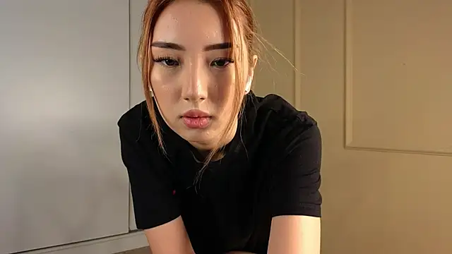 Snapshot of tinki_winkii chatting on October 2025 04:10:01 AM tinki winkii online show from October 2025 04:10:01 AM