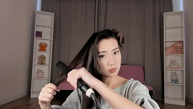 Snapshot of tinki_winkii chatting on November 2025 06:35:01 AM tinki winkii online show from November 2025 06:35:01 AM