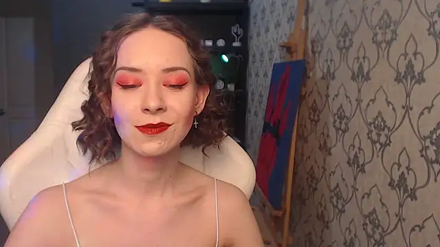 FascinatingEyess online show from May 2026 07:21:01 PM