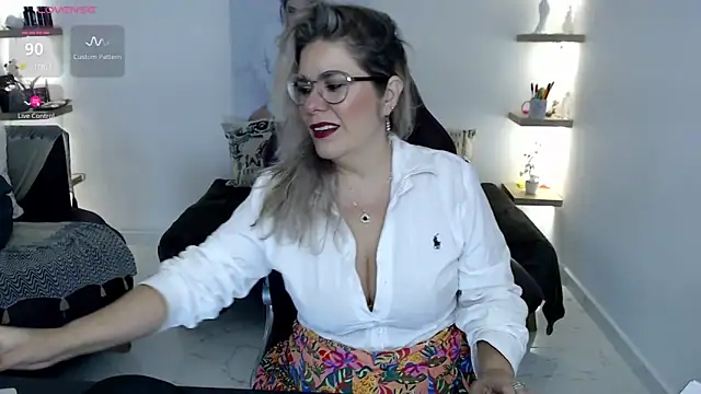 zehra sanem online show from June 2026 07:30:02 PM
