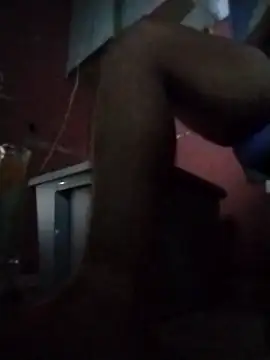 Snapshot of brownfeet chatting on March 2025 03:20:01 AM brownfeet online show from March 2025 03:20:01 AM