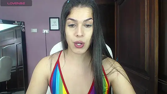 Snapshot of Luciana_Ortiz1 chatting on March 2025 04:46:02 PM Luciana Ortiz1 online show from March 2025 04:46:02 PM